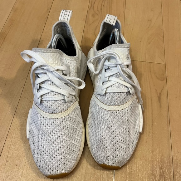 Adidas Originals NMD R1 Cloud White Gum Running - Picture 5 of 13